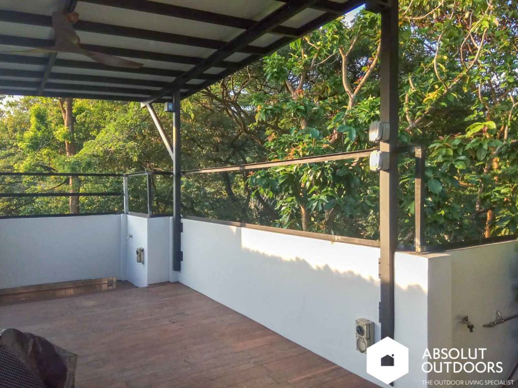 Creating a Frame for an Artificial Green Wall Privacy Screen